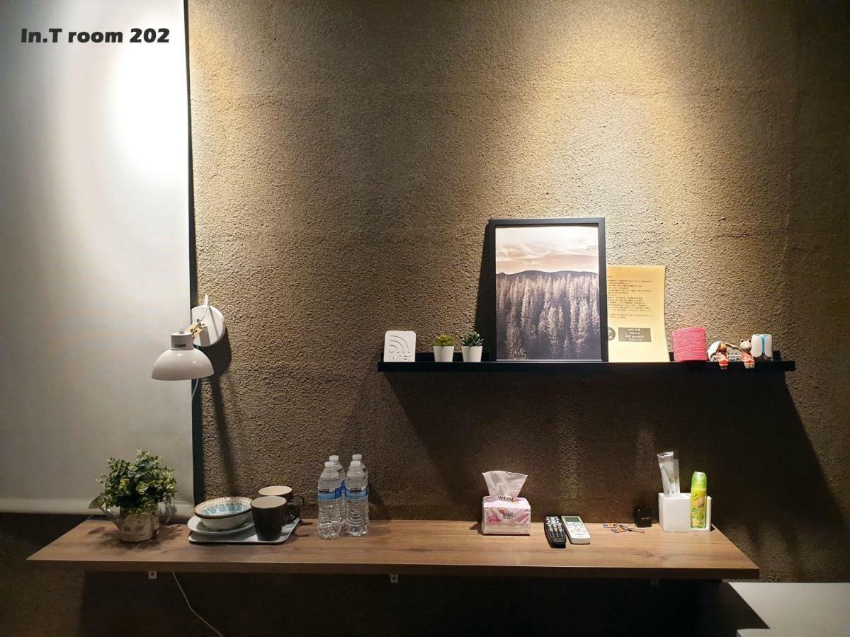 台南In.Tアパートメント エクステリア 写真
